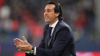 Unai Emery mengintruksikan pemainnya saat pertandingan ntara Caen dan Paris Saint-Germain di stadion Michel d'Ornano di Caen, Prancis barat 19 Mei 2018. Unai Emery lahir pada 3 November 1971 di Hondarribia, Spanyol. (AP Photo/David Vincent)