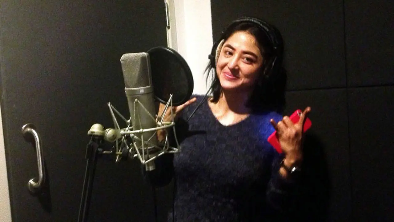 Dewi Perssik