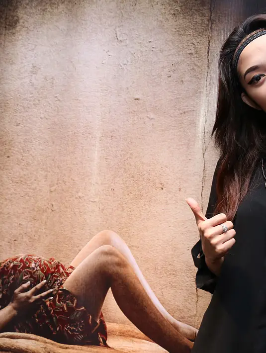 Dalam tailernya terlihat kejadian yang sangat menakutkan, dikisahkan Sibad diteror oleh setan yang berupa kepala manusia. (Galih W. Satria/Bintang.com)