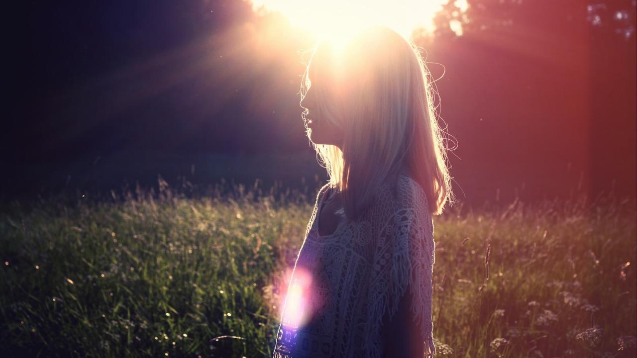 Ilustrasi merenung, berpikir, diri sendiri, kalem