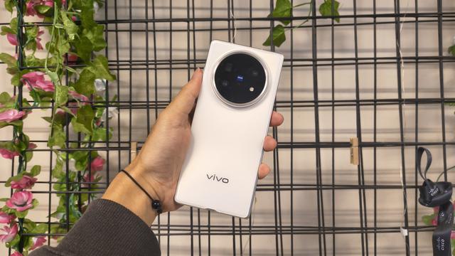 vivo X Fold 5