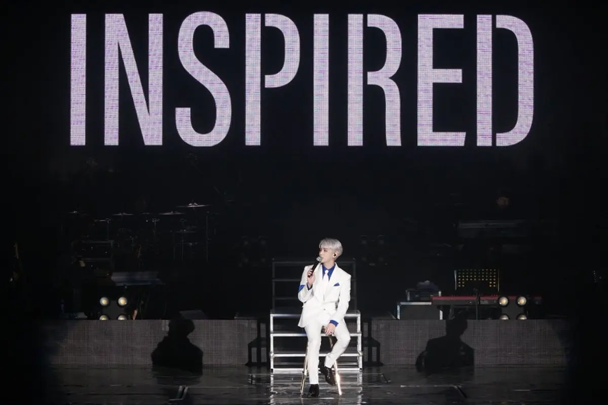 [Bintang] Sebulan Setelah Meninggal Dunia, SM Entertainment Rilis Album Jonghyun