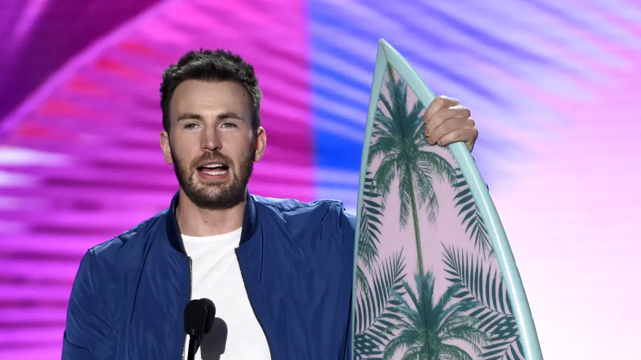 [Bintang] Teen Choice Awards 2016 -Chris Evans