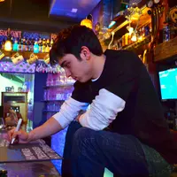 Ini yang harusnya dilakukan kamu yang masih muda, supaya ketika tua nanti jauh dari kesulitan. 