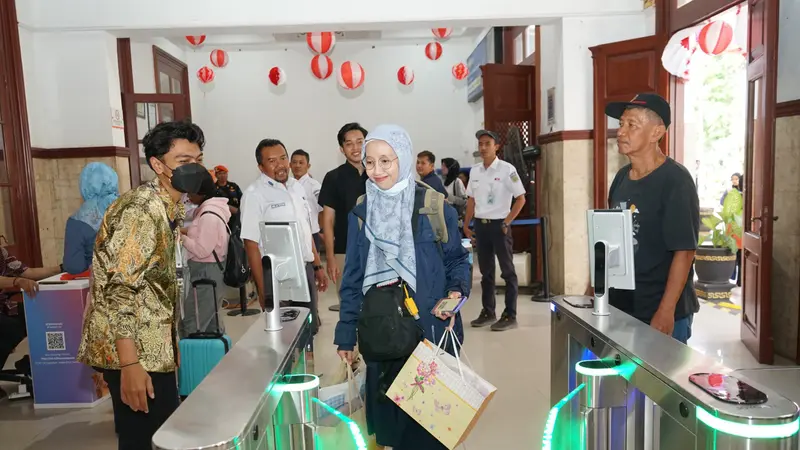 PT Kereta Api Indonesia Daerah Operasi 9 Jember menghadirkan teknologi Face Recognition Boarding Gate. (Istimewa)