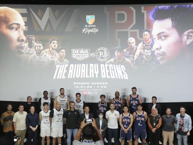 Indonesian Basketball League (IBL) resmi mengawali musim kompetisi IBL GoPay 2026 melalui konferensi pers pembukaan musim IBL 2026 di kawasan Senayan, Jakarta, Selasa (6/1/2026). (Bola.com/M Iqbal Ichsan)