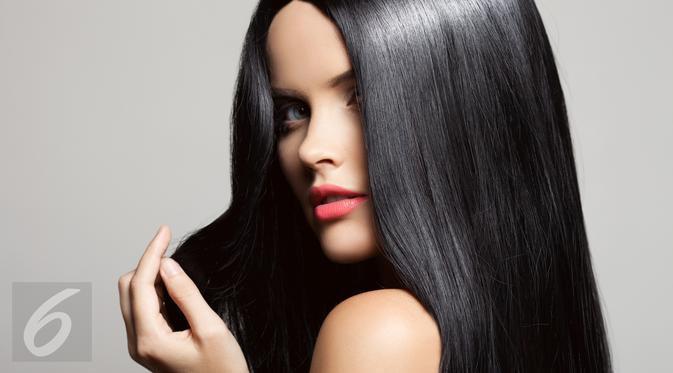 Para wanita memilih salon untuk merawat rambut, dan memperpanjang rambut. Dari pada menghabiskan banyak uang, mulai konsumsi 6 makanan ini.