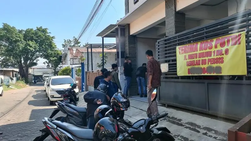 Densus 88 Tangkap Terduga Jaringan Teroris di Rumah Kos Kota Malang
