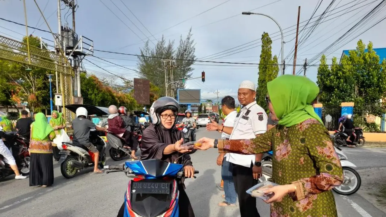 Ketua Pimpinan Cabang Muslimat NU, Merlan S. Uloli
