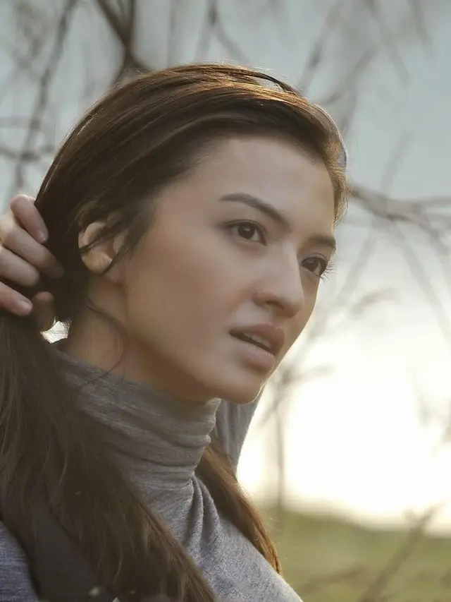 Genap 36 Tahun, Ini 8 Potret Lawas Raline Shah di Awal Karier