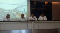 Menteri PUPR Basuki Hadimuljono menggelar jumpa pers dalam rangka Capaian Satu Tahun Kementerian PUPR. (Foto: Ilyas Istianur/Liputan6.com)