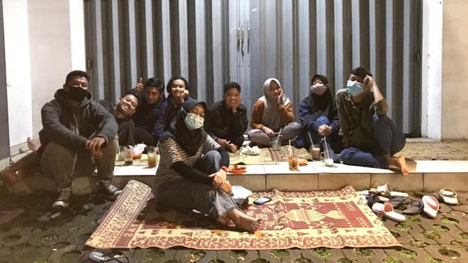 Potret para relawan komunitas Positive Vibes. (Dok. Positive Vibes)