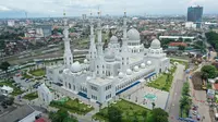 Masjid Sheikh Zayed Solo siap kembali menggelar Sholat Idul Fitri 2024. Masjid yang merupakan hibah dari pemerintah Uni Emirat Arab untuk Indonesia ini siap menampung 15.000 jamaah. (Dok. Waskita Karya)
