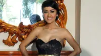 Julia Perez Ingin Buat Lagu Ceria Agar Dapat Jodoh