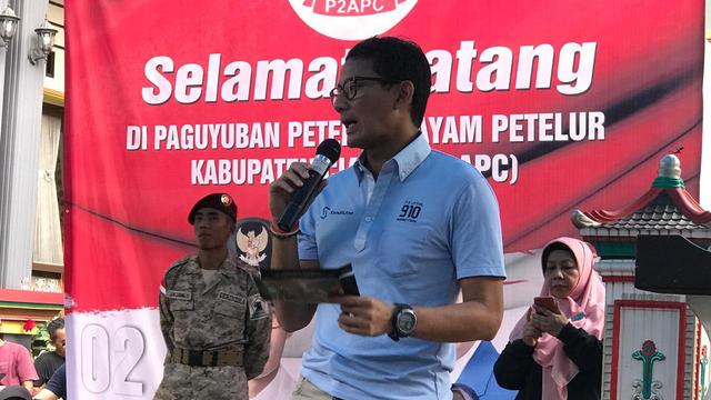 Calon wakil presiden Sandiaga Uno kampanye di Jawa Barat