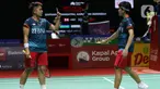 Pebulutangkis Ganda Putri Indonesia, Apriyani Rahayu/Siti Fadia Silva Ramadhanti saat melawan Linda Efler/Isabel Lohau (Jerman) pada babak kedua turnamen Indonesia Open 2023 di Istora Gelora Bung Karno, Jakarta, Rabu (14/6/2023).  (Liputan6.com/Helmi Fithriansyah)