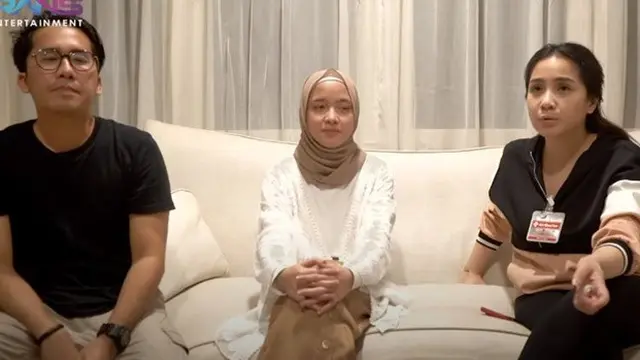 Keluar Rumah, Ini 6 Potret Nagita Slavina Rekaman Bareng Nissa Sabyan