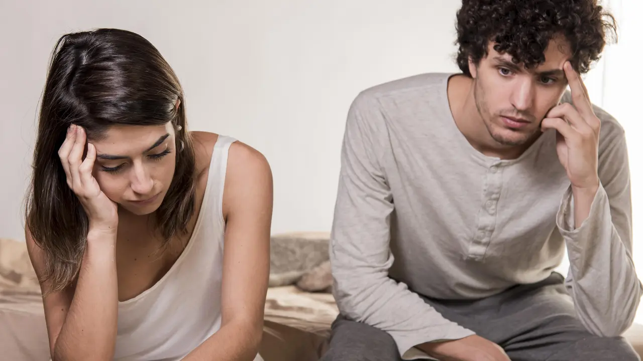 Tanda-tanda awal toxic relationship sering kali tidak mudah terlihat.
