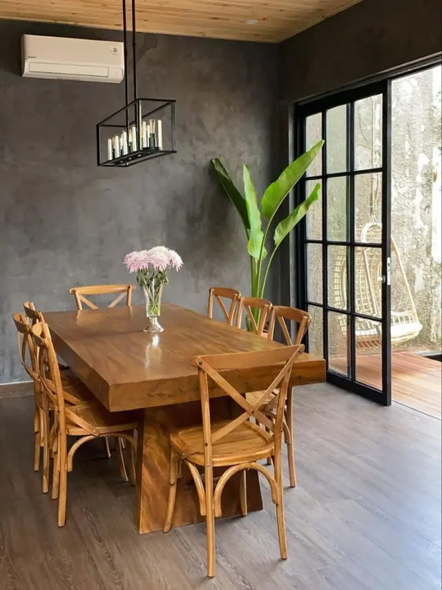 Rumah Donna Agnesia dan Darius Sinathrya