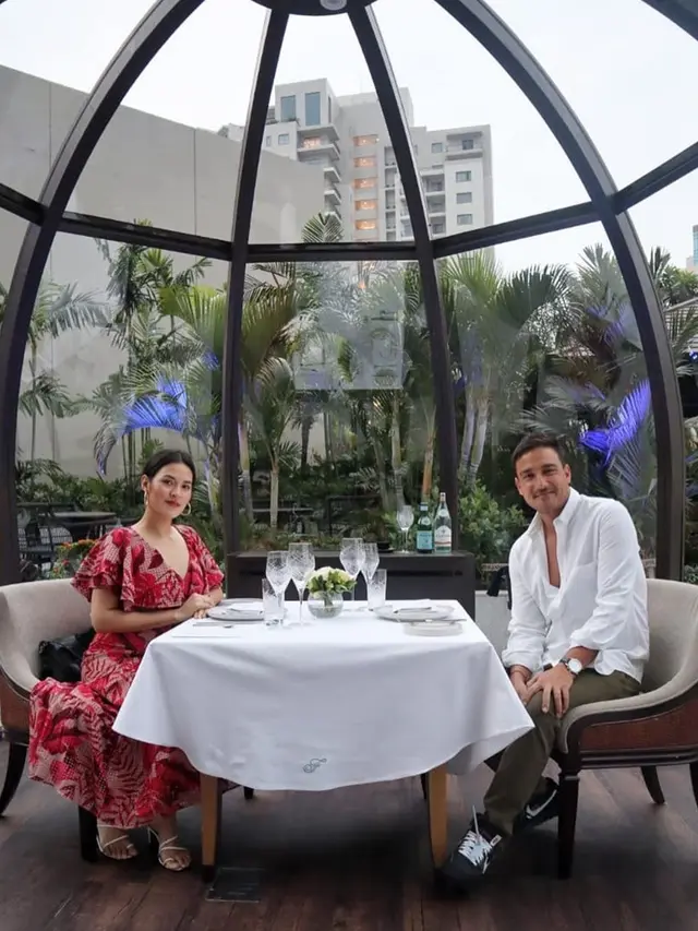 6 Potret Raisa Rayakan Ulang Tahun Hamsih Daud, Makan Malam Romantis