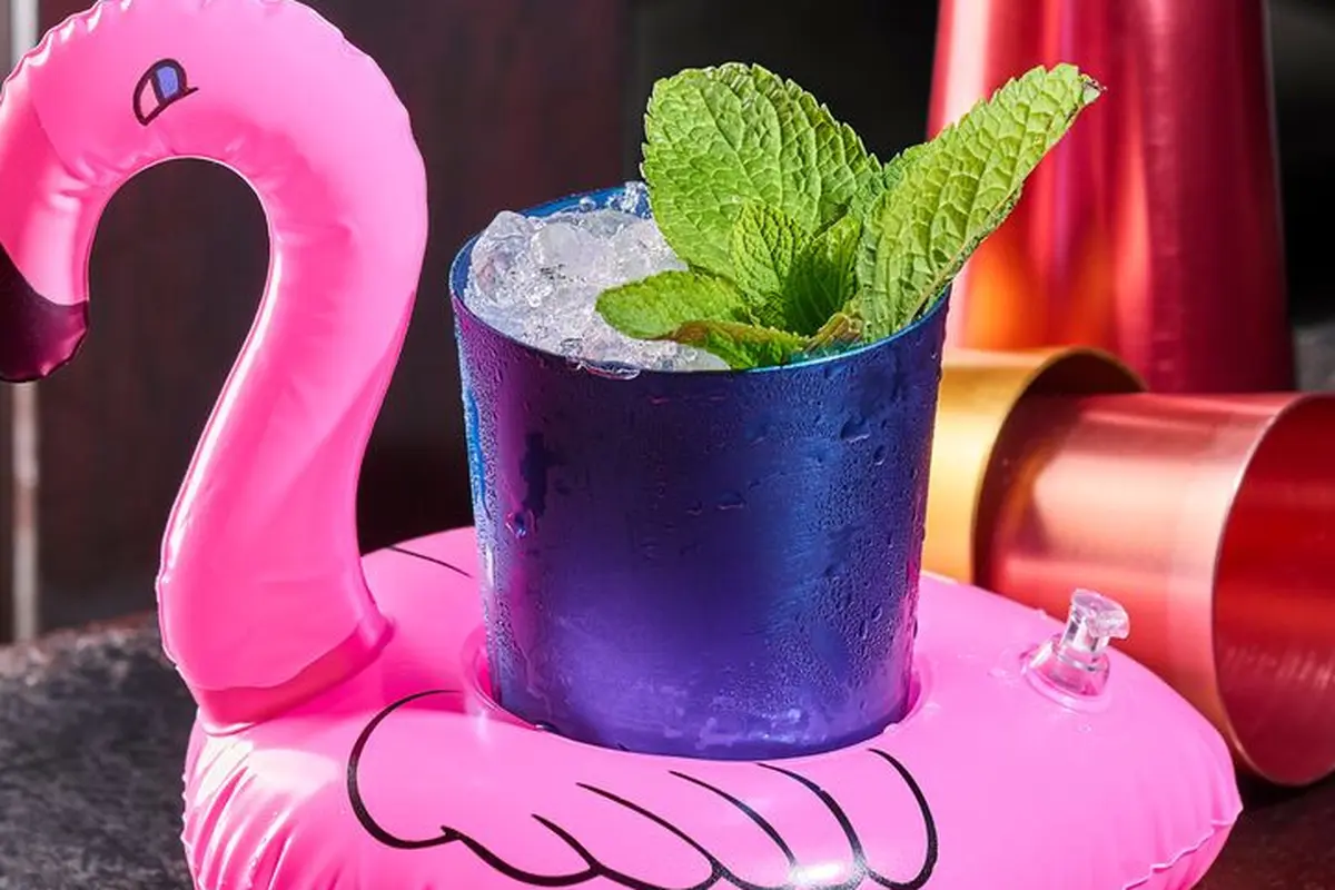 Hadir dengan Konsep Pop-Up, Neon Pigeon Hadir di Bali