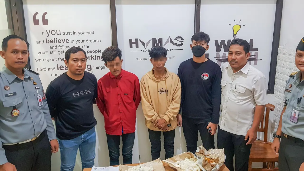 Pelaku penyelendupan narkoba di Lapas Kediri diamankan petugas. (Istimewa)