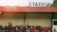 Misteri Tribun Liverpool di Stadion Mandala Jayapura