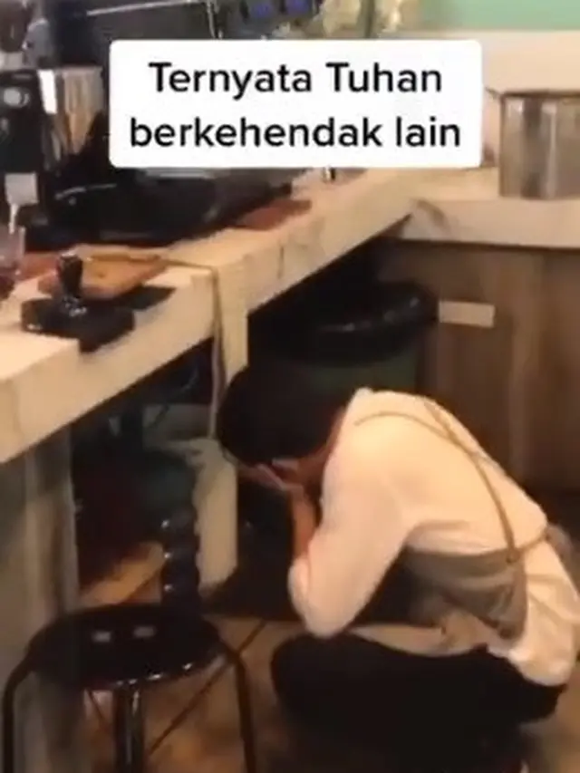 barista lihat mantan kekasih prewed di cafenya