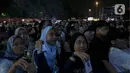 Penonton dengan kompak nyanyi bersama sang idola di Sounds Fest 2024. (Liputan6.com/Herman Zakharia)