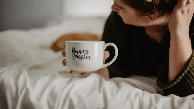 [Bintang] Kata Astrologer: Nangis, 5 Zodiak Ini Pilih Sembunyi di Kamar