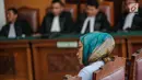 Terdakwa kasus dugaan penyebaran berita bohong atau hoaks Ratna Sarumpaet menjalani sidang dengan agenda pembacaan tuntutan oleh Jaksa Penuntut Umum di PN Jakarta Selatan, Selasa (28/5/2019). Ratna dituntut 6 tahun penjara di kasus penyebaran berita bohong atau hoaks. (Liputan6.com/Faizal Fanani)