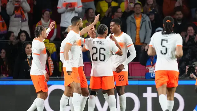 Timnas Belanda merayakan gol ke gawang Timnas Ekuador di laga uji coba di Philips Stadion, Rabu (01/04/2026) dini hari WIB.