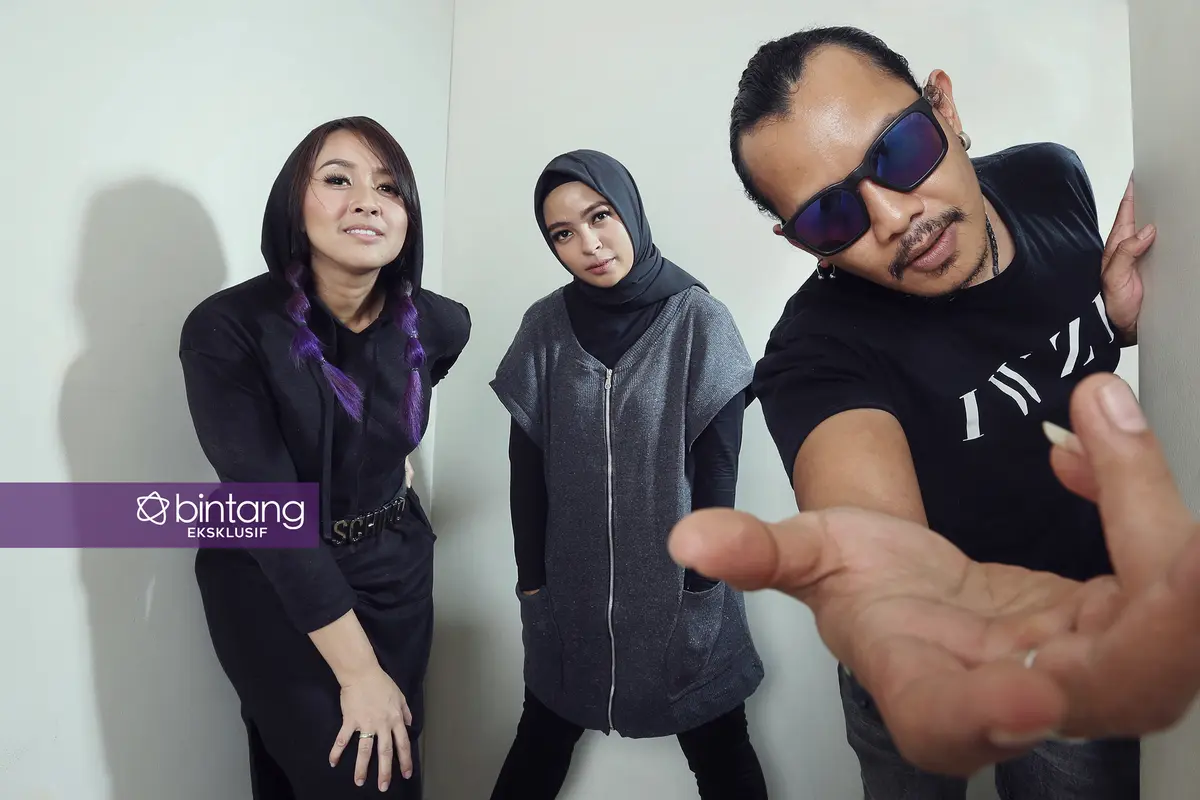 [Bintang] Eksklusif KOTAK 1