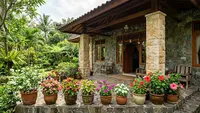 TOP 3: Inspirasi Teras Rumah Sederhana, Ide Kebun Koro Pedang dan Desain Area Cuci dan Dapur Tidak Licin