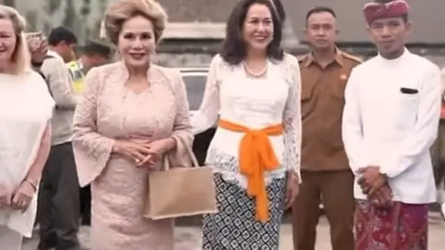 Dewi Soekarno (Instagram/uwutimeline)