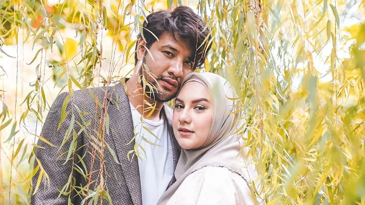 [Fimela] Ammar Zoni dan Irish Bella