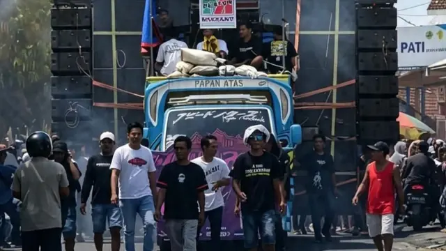 Demo tolak larangan sound horeg di Pati. (Liputan6.com/Arief Pramono)