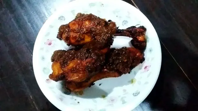 Resep ayam bakar bumbu rujak air fryer. (dok. Cookpad @cookzul_071177)