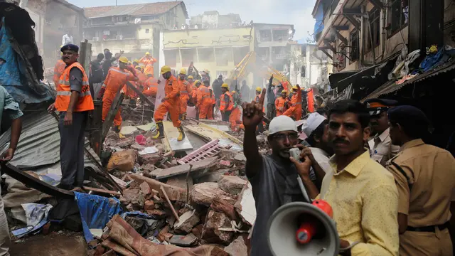 Diguyur Hujan Lebat, Bangunan Ambruk Tewaskan Sembilan Orang di Mumbai