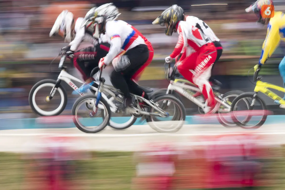 Sepeda BMX : I Gusti Bagus Saputra