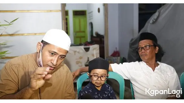 7 Potret Suasana Rumah Duka Omaswati, Penuh Pelayat dan dan Rekan Artis