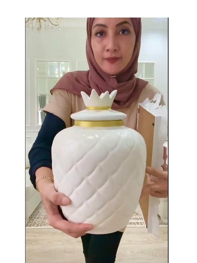 7 Ide Dekorasi Barang DIY Ala Natalie Sarah, Estetik Banget