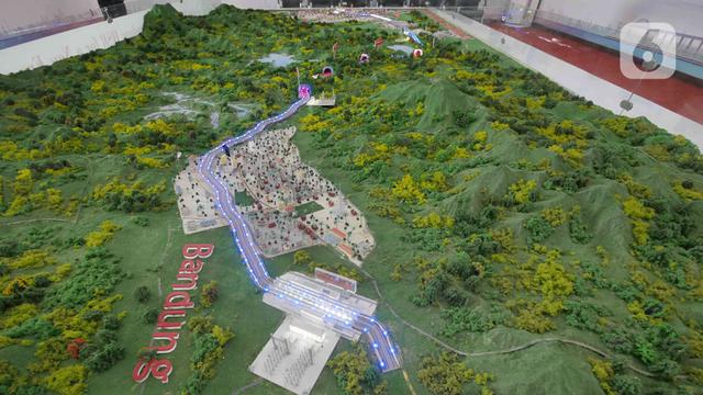 FOTO: Memantau Pengerjaan Proyek Tunnel 1 Halim Kereta Cepat Jakarta-Bandung