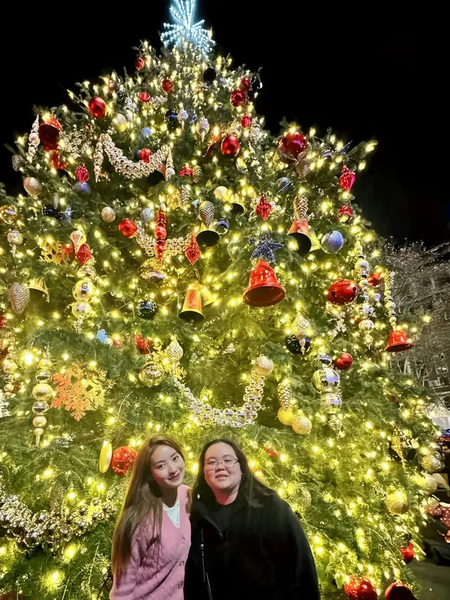 10 Artis Ini Rayakan Natal 2023 di Luar Negeri, Penuh Bahagia