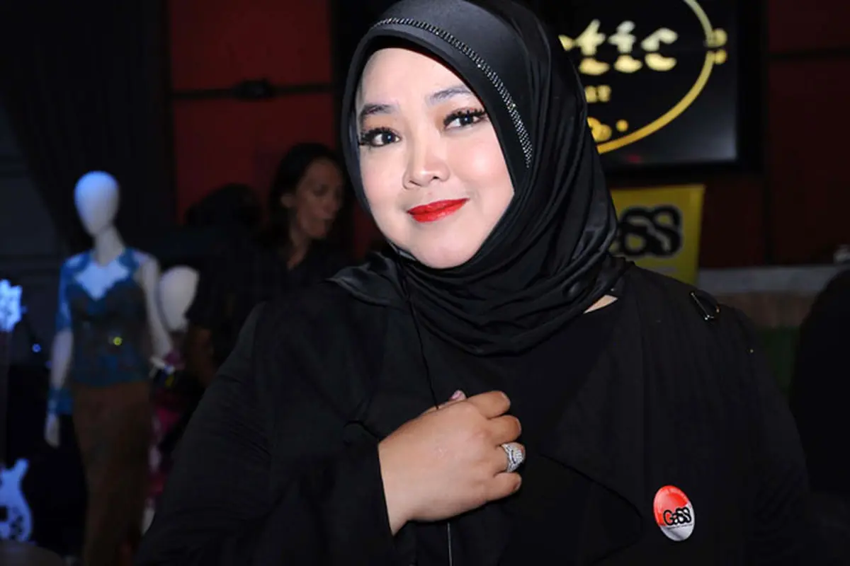 Rina Gunawan