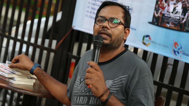 Rocky Gerung Dipanggil Polisi, Pengacara: Kami Santai Aja ...