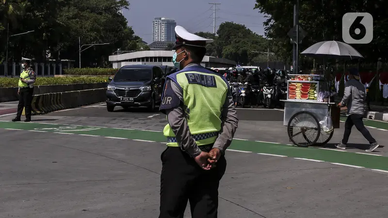 FOTO: Hari Pertama Pemberlakuan Ganjil Genap di Jakarta