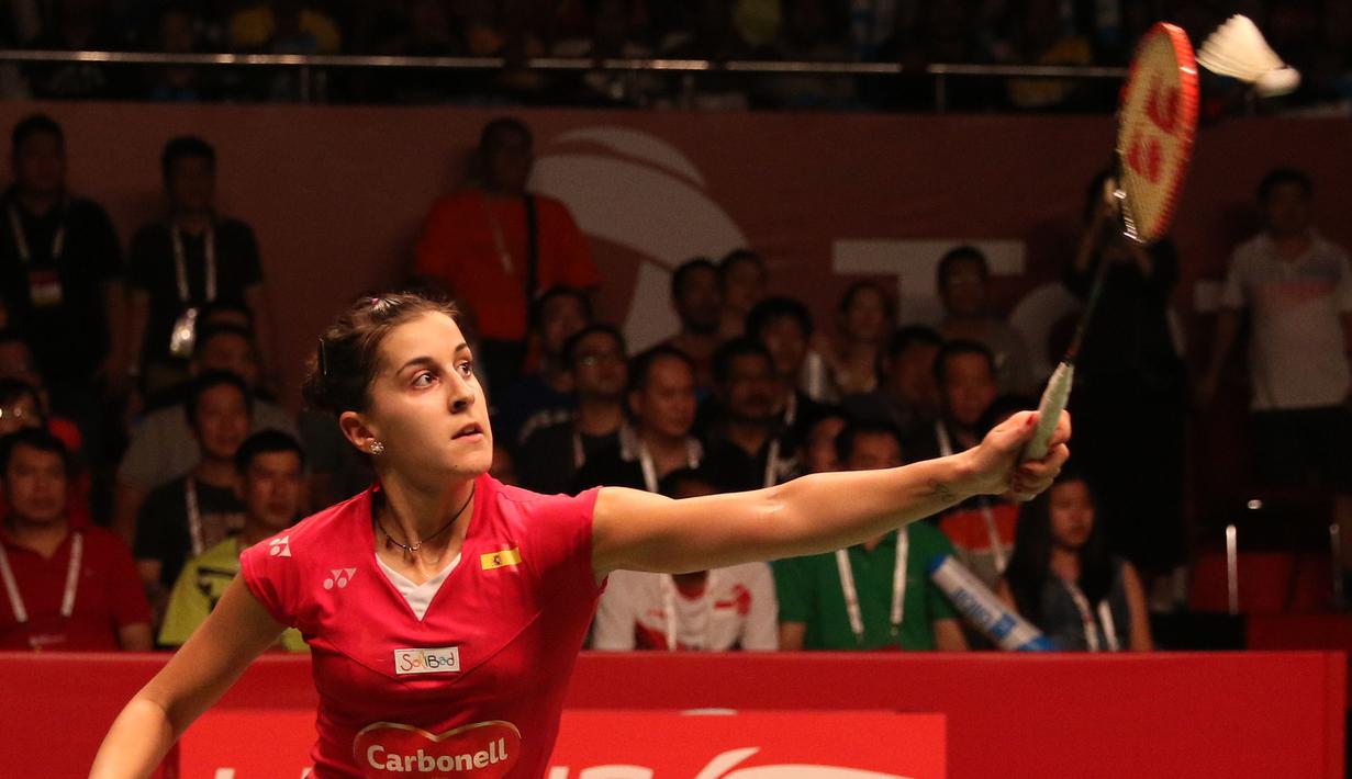 Gadis cantik asal Huelva, Spanyol ini menang dengan skor 21-16, 21-19, di laga final yang berlangsung di Istora Gelora Bung Karno, Senayan, Jakarta. Minggu (16/8/2015). (Bola.com/Arief Bagus)