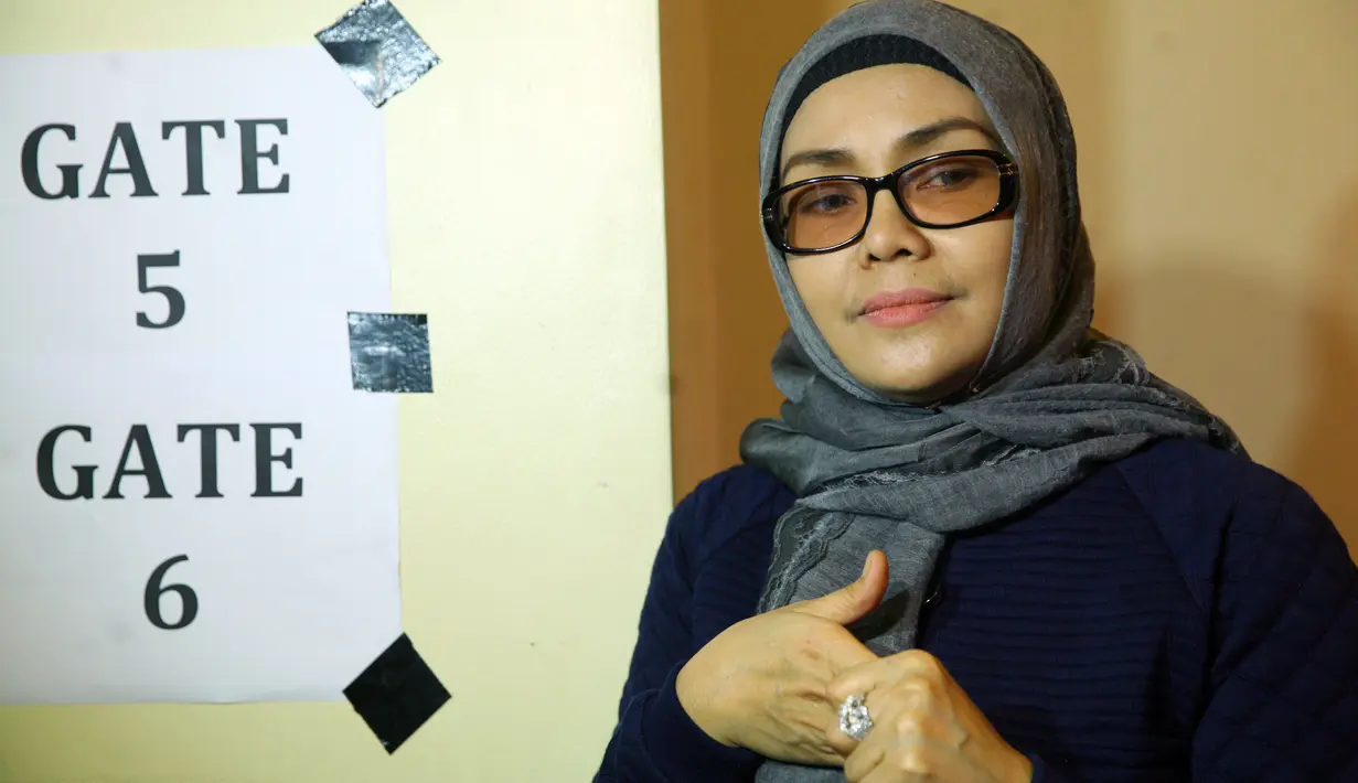 "Kita ramai-ramai kolaborasi. Ada Ummi Elvi, Rita Sugiarto, Soimah, Nassar, dan Fildan (di lagu Joget)," tuturnya. (Nurwahyunan/Bintang.com)