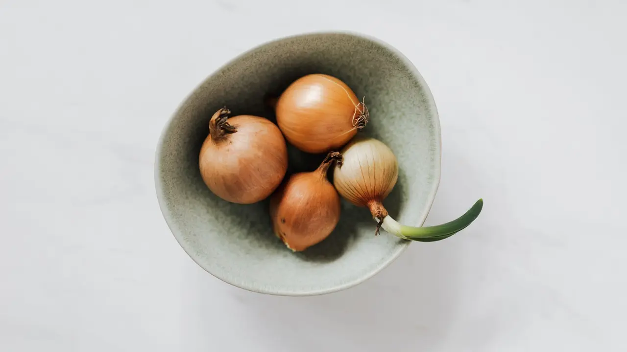 Bawang Bombay